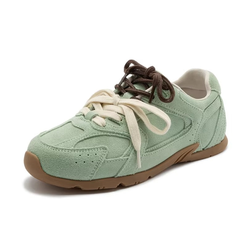 VerduraCraft Retro Suede Runner – Women’s Lace-Up Sneakers